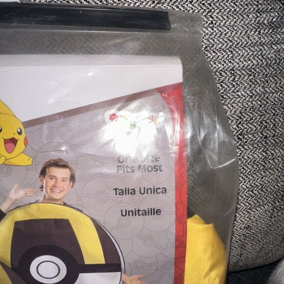 Pokémon Ultra Ball Costume Pops Open One Size - Picture 2 of 4
